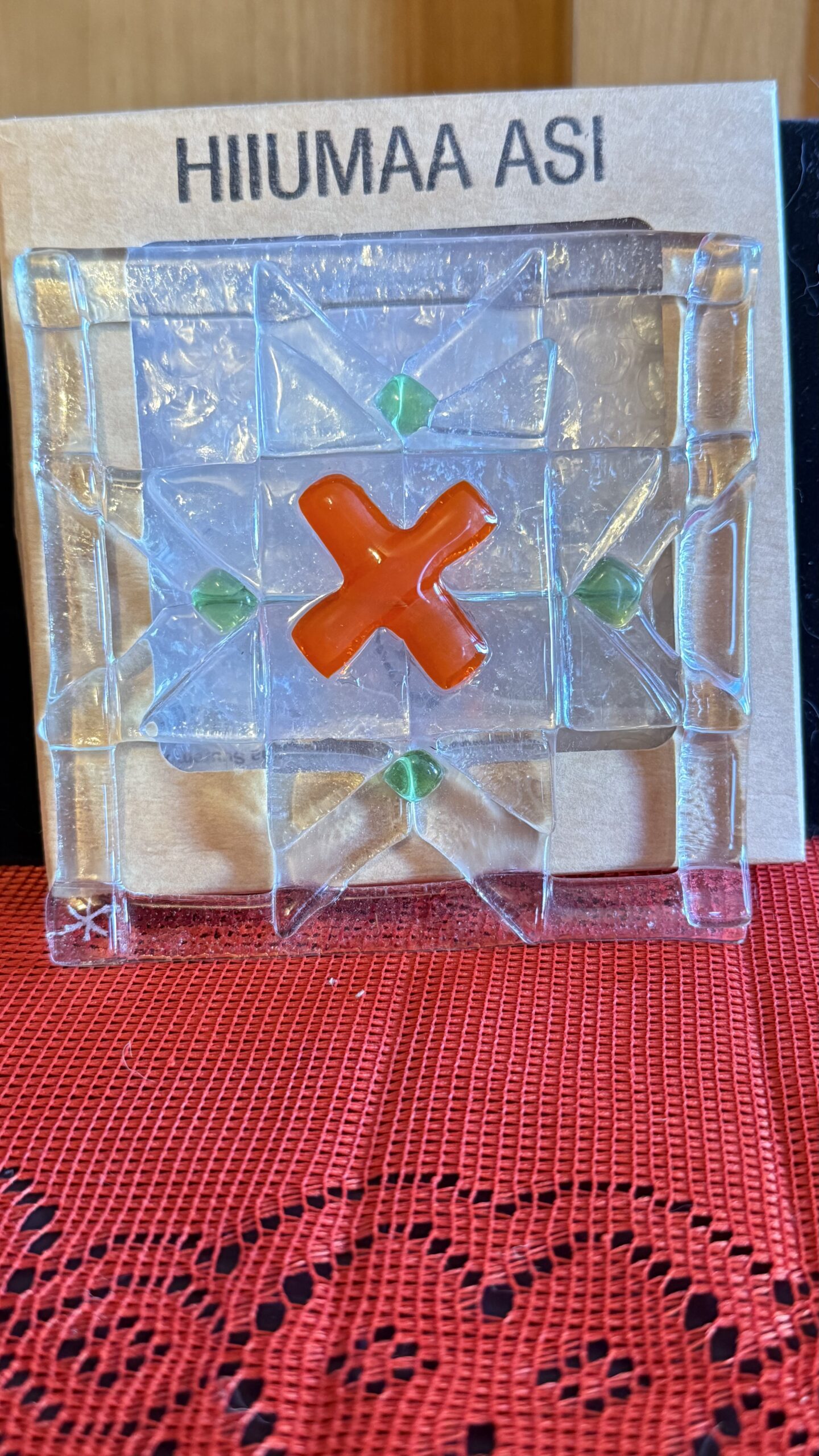 Klaasitöö "Õnnetäht"